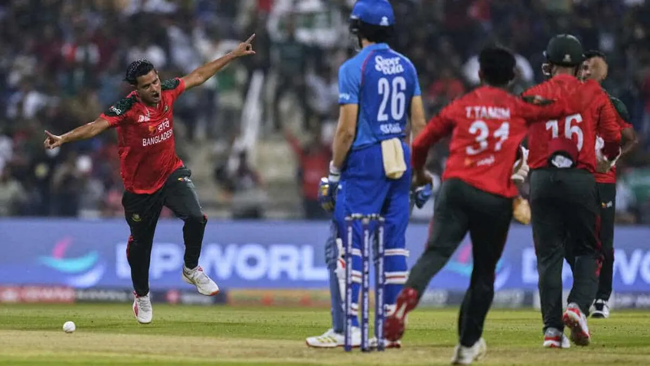 পাওয়ার প্লেতে আফগানিস্তানের ৩ উইকেট তুলে নিলো বাংলাদেশ