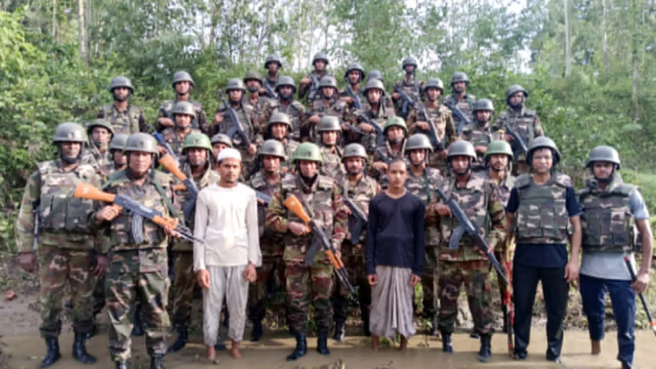 চন্দনাইশে অপহৃত ২ যুবককে উদ্ধার করল সেনাবাহিনী