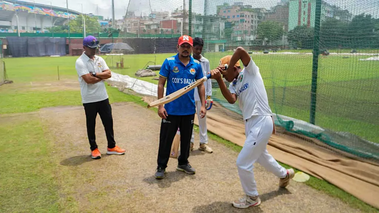 জেলা কোচ নিয়োগে ব্যবহারিক-লিখিত পরীক্ষায় অংশ নিলেন ৩০০ প্রার্থী