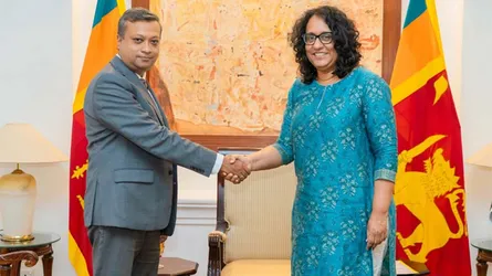 বাংলাদেশের সাথে বাণিজ্যিক সম্পর্ক জোরদার করতে চান শ্রীলঙ্কার প্রধানমন্ত্রী