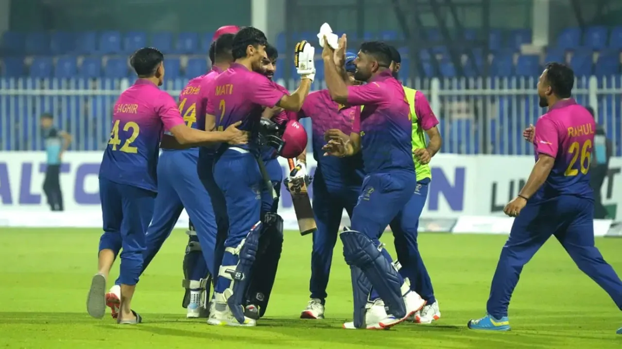 বাংলাদেশকে লজ্জায় ডুবিয়ে আমিরাতের ইতিহাস