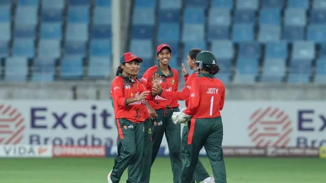 ফাইনালে ওঠার লড়াইয়ে বাংলাদেশের সামনে ১৫০ রানের লক্ষ্য