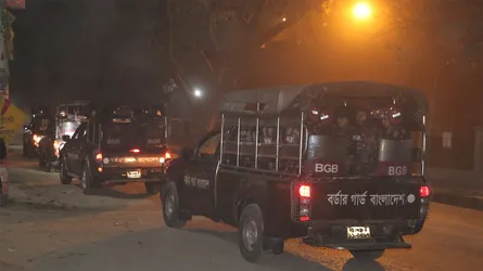 আইন-শৃঙ্খলা পরিস্থিতি স্বাভাবিক রাখতে ৫ জেলায় বিজিবি মোতায়েন