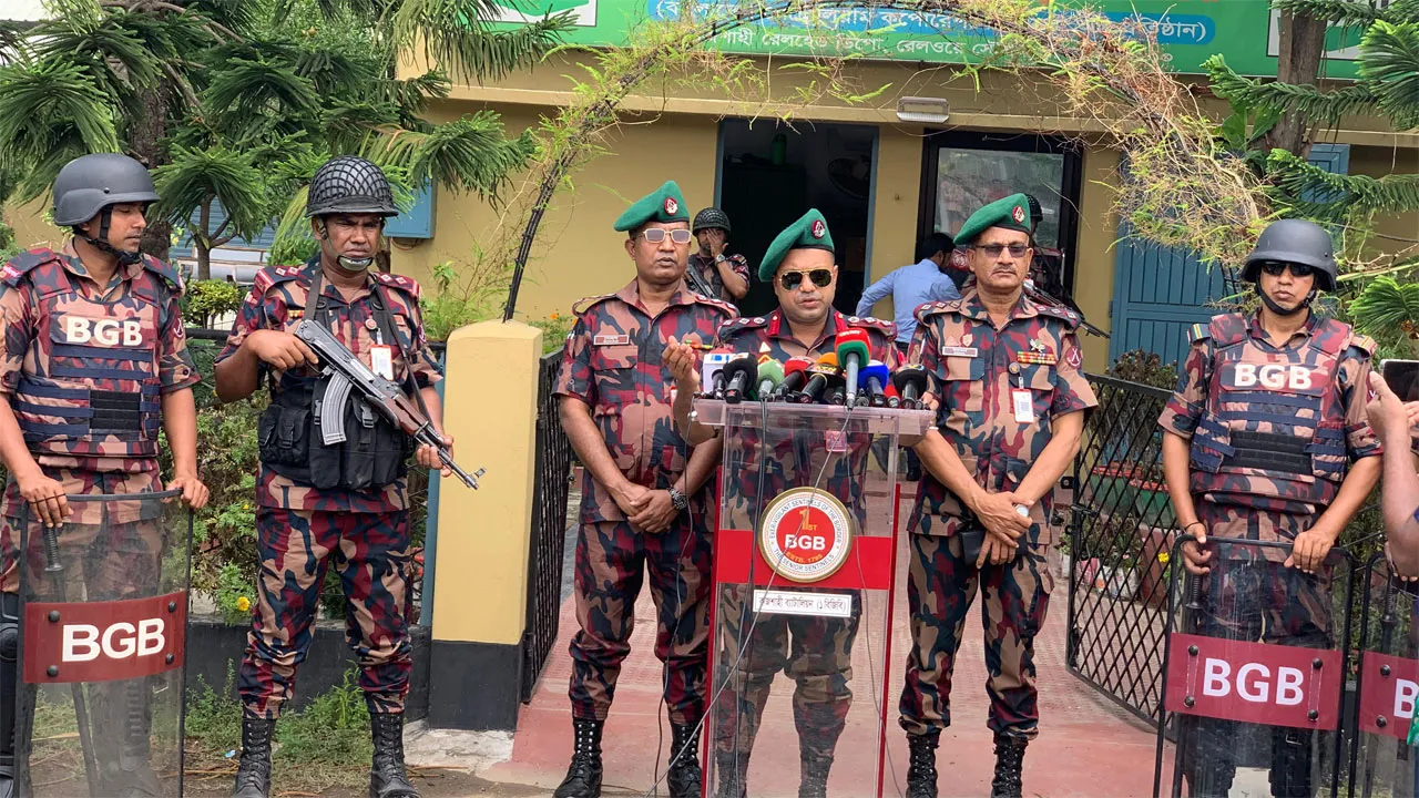 জ্বালানি তেলের নিরাপত্তা ও পাচার রোধে রাজশাহীতে বিজিবি মোতায়েন