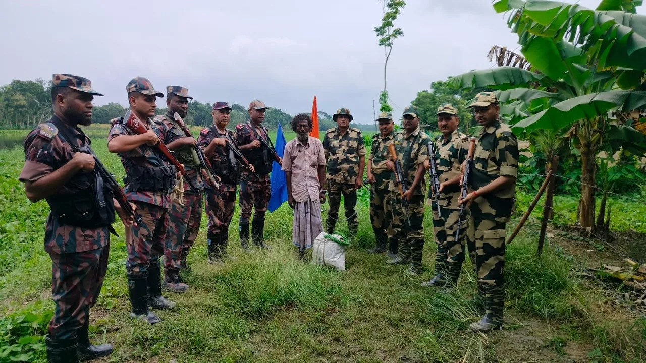 শার্শা সীমান্তে আটক বাংলাদেশীকে ফেরত দিলো বিএসএফ
