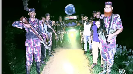 সিলেট সীমান্তে গভীর রাতে বিজিবির সতর্কতামূলক মাইকিং