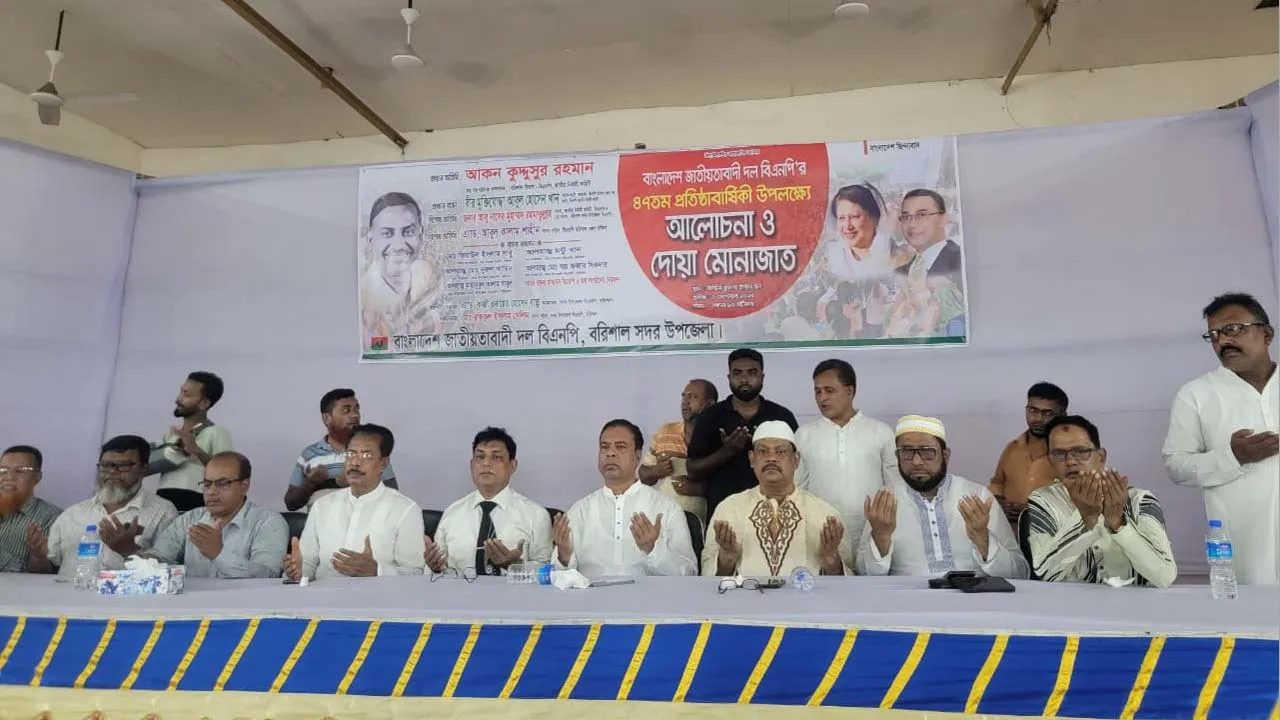 ফ্যাসিস্টদের সাথে কোনো আপস নেই : আকন কুদ্দুস