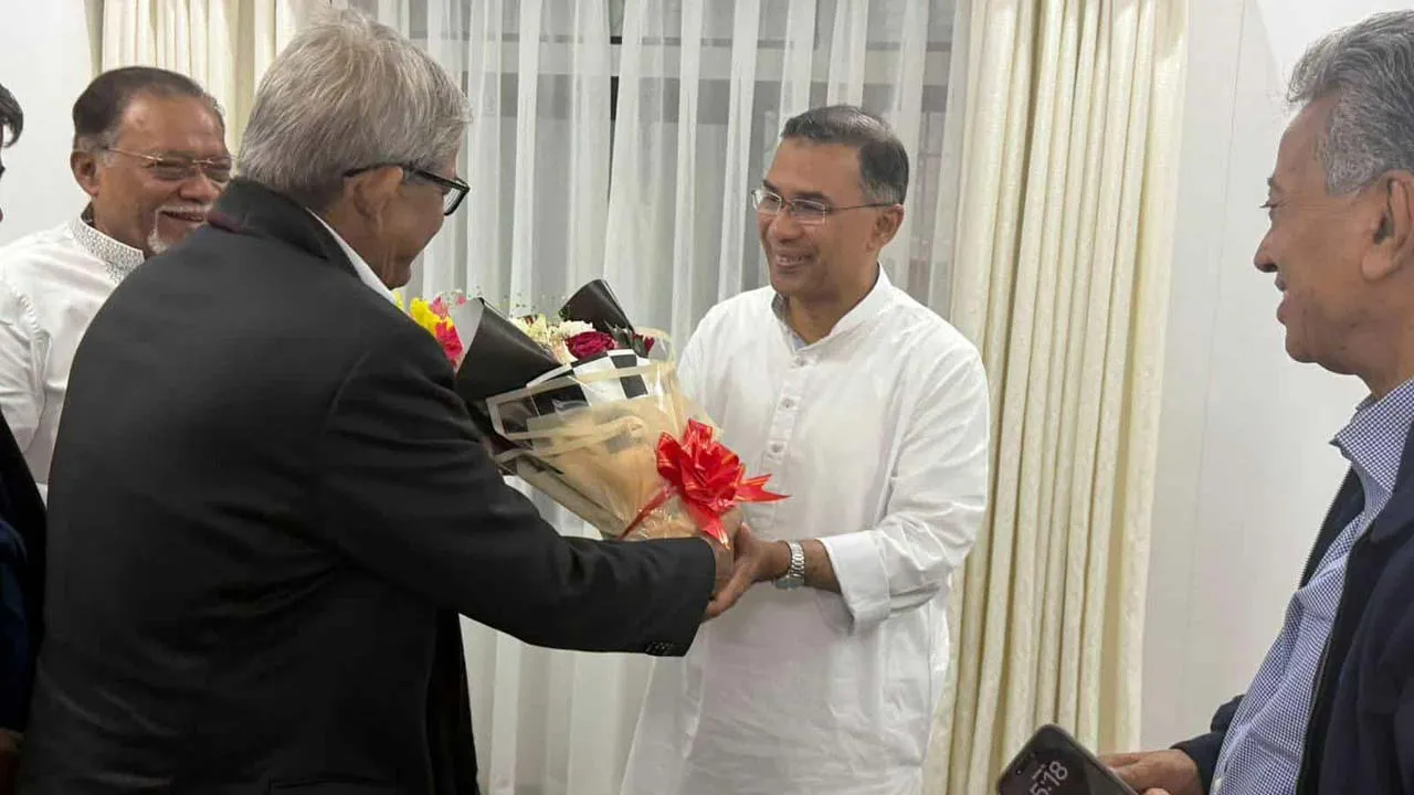 আইনশৃঙ্খলা-দুর্নীতি নিয়ন্ত্রণ-অর্থনীতি সচল করাই আগামী সরকারের প্রধান চ্যালেঞ্জ