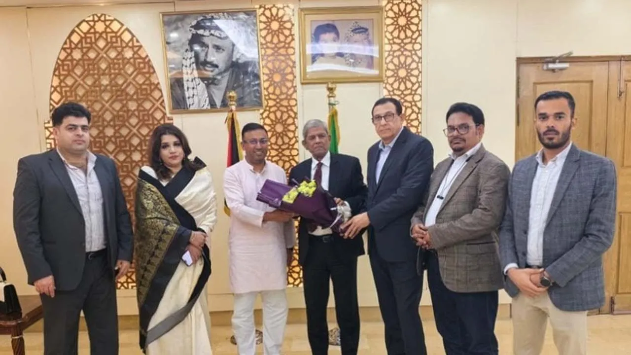ফিলিস্তিন রাষ্ট্রদূতের আমন্ত্রণে নৈশভোজে বিএনপির প্রতিনিধিদল