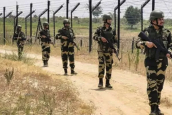 পাটগ্রাম সীমান্তে বাংলাদেশী ৬ যুবককে আটক করেছে বিএসএফ