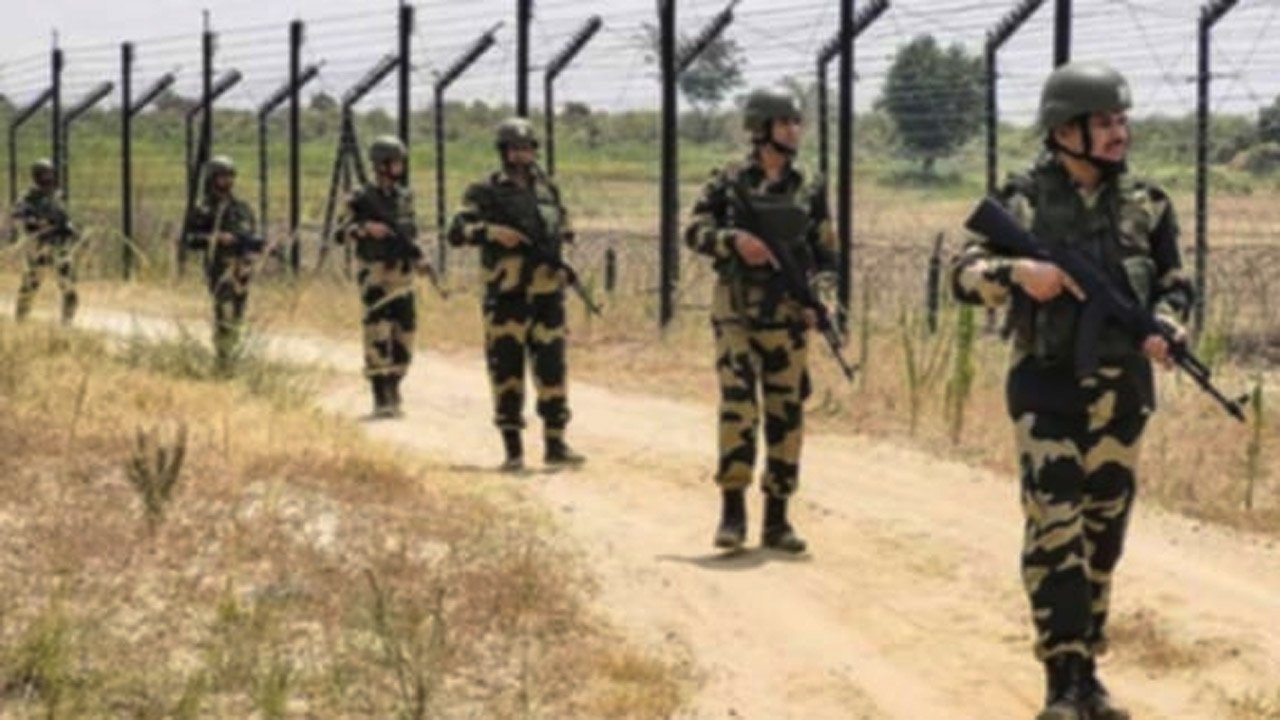 ঠাকুরগাঁও সীমান্ত থেকে বাংলাদেশীকে ধরে নিয়ে গেছে বিএসএফ