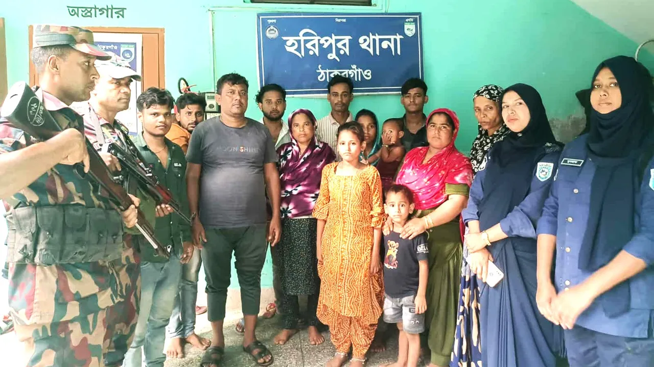 ঠাকুরগাঁও সীমান্তে বিএসএফের হাতে আটক ১৪ বাংলাদেশীকে ফেরত আনলো বিজিবি