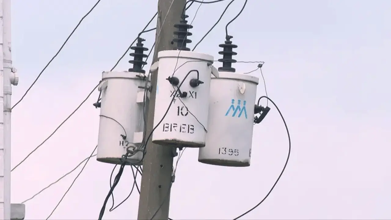 বাংলাদেশে বিদ্যুৎ সঙ্কটের সমাধান কী?
