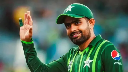 ব্যাট হাতে টি-টোয়েন্টি ক্রিকেটের রাজা বাবর আজম