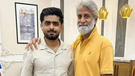 বাংলাদেশের বিপক্ষে টেস্ট খেলতে ঢাকায় বাবর আজম