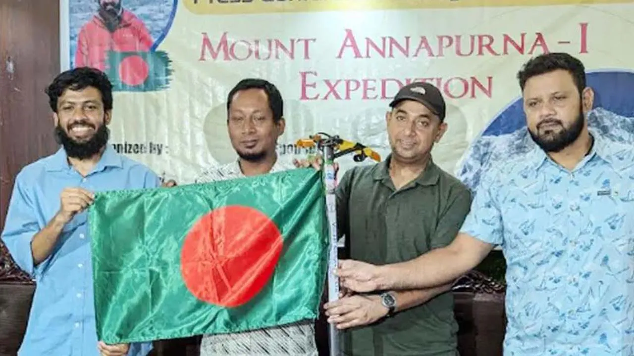 প্রথম বাংলাদেশী হিসেবে বিশ্বের দশম সর্বোচ্চ শৃঙ্গে যাচ্ছেন বাবর আলী
