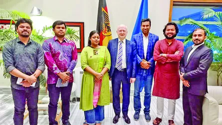 জার্মান রাষ্ট্রদূতের সাথে এনসিপি নেতাদের সাাৎ