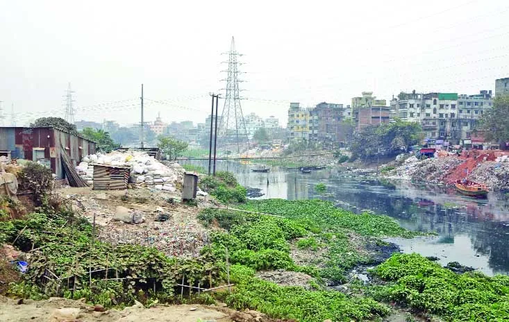 অস্তিত্বের সঙ্কটে রাজধানীর খাল ও জলাধার