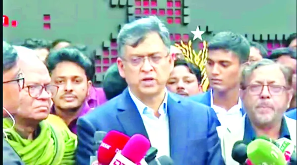 ১৭ বছরের নির্বাসিত জীবন শেষে তারেক রহমান দেশে ফিরছেন : সালাহউদ্দিন