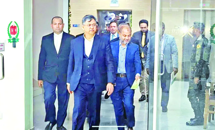 বিদেশে পোস্টাল ব্যালটে একটি দলের পক্ষে কিছু কাজ হয়েছে