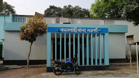 বদলগাছীতে হাত-পা-মুখ বেঁধে ক্যানেলে ফেলে হত্যাচেষ্টা
