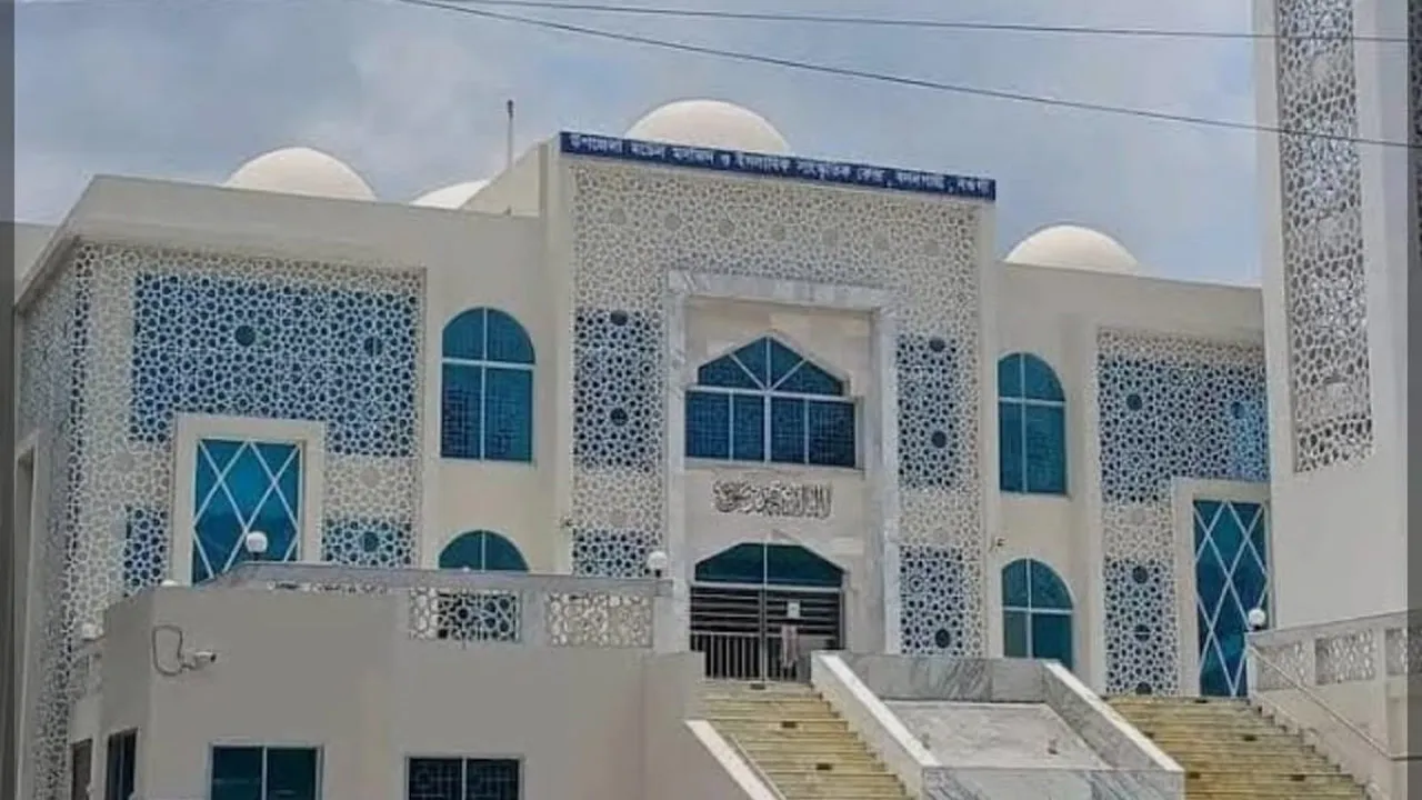 বদলগাছীতে ইউএনও’র স্বাক্ষর জাল করে সরকারি অর্থ উত্তোলনের চেষ্টা
