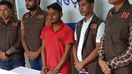 বগুড়ায় পেট্রোলপাম্পে ক্যাশিয়ারকে খুনের ঘটনায় সেলসম্যান কালিয়াকৈর থেকে আটক