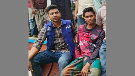বানারীপাড়ায় স্বামী হত্যার অভিযোগে স্ত্রী ও ছেলে আটক