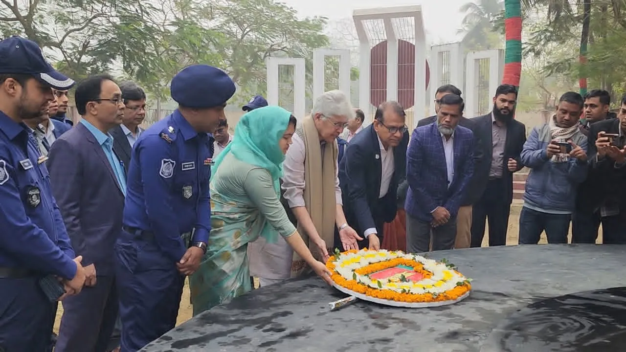 যারা দেশ ছেড়ে পালিয়েছে তারাই নির্বাচন নিয়ে ষড়যন্ত্র ও বানচালের চেষ্টা করছে