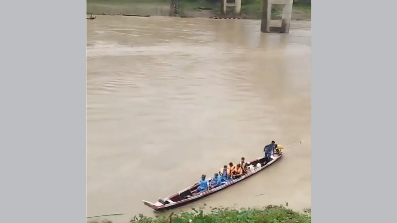 বান্দরবানের তিনটি নদীর পানি বিপৎসীমার উপরে