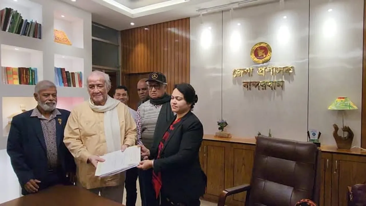 বান্দরবানে উৎসাহ-উদ্দীপনায় মনোনয়নপত্র জমা দিচ্ছেন প্রার্থীরা