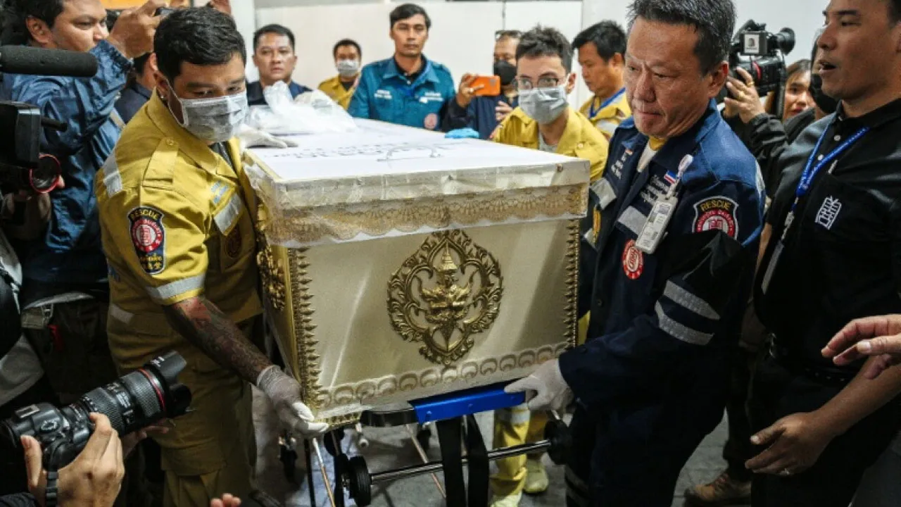 ব্যাংককে ভয়াবহ আগুনে মৃত্যু বেড়ে ৩০