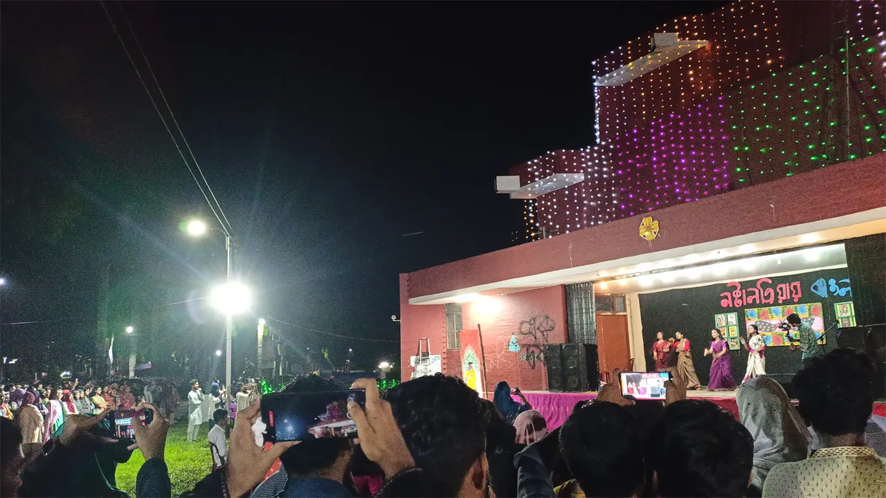 পুরনো দিনের স্মৃতিতে ভাসছে ‘নস্টালজিয়ায় বাংলা’