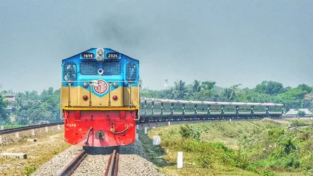 ঢাকা-পাবনা ও খুলনায় নতুন আন্তঃনগর ট্রেন চালুর উদ্যোগ