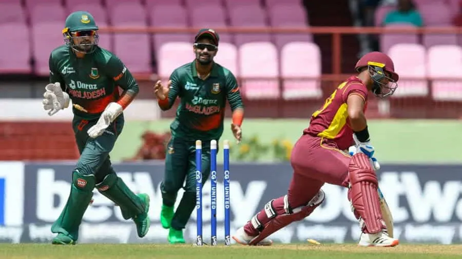 ওয়েস্ট ইন্ডিজের ৩ উইকেট তুলে নিলেন নাসুম