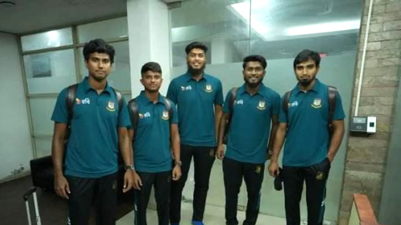 আরব আমিরাতের উদ্দেশে বাংলাদেশ দল