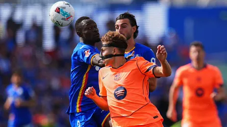 লা লিগা শিরোপার দ্বারপ্রান্তে বার্সেলোনা, আত্মবিশ্বাস বাড়াল এ্যাথলেটিকো