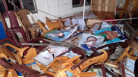 বরিশালে জাতীয় পার্টির কার্যালয়ে ভাঙচুর