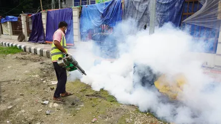 বরিশালে ডেঙ্গু প্রতিরোধে বিশেষ পরিচ্ছন্নতা অভিযান