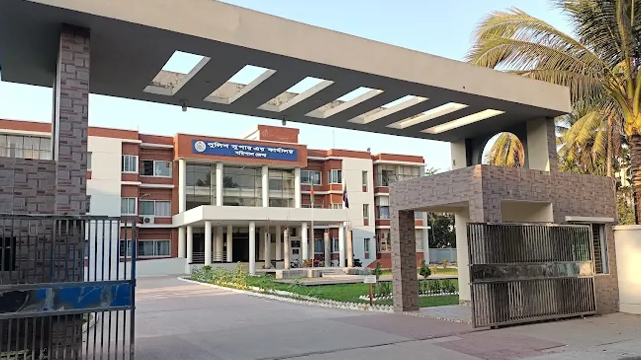 বরিশালে একযোগে ১১ ওসির বদলি