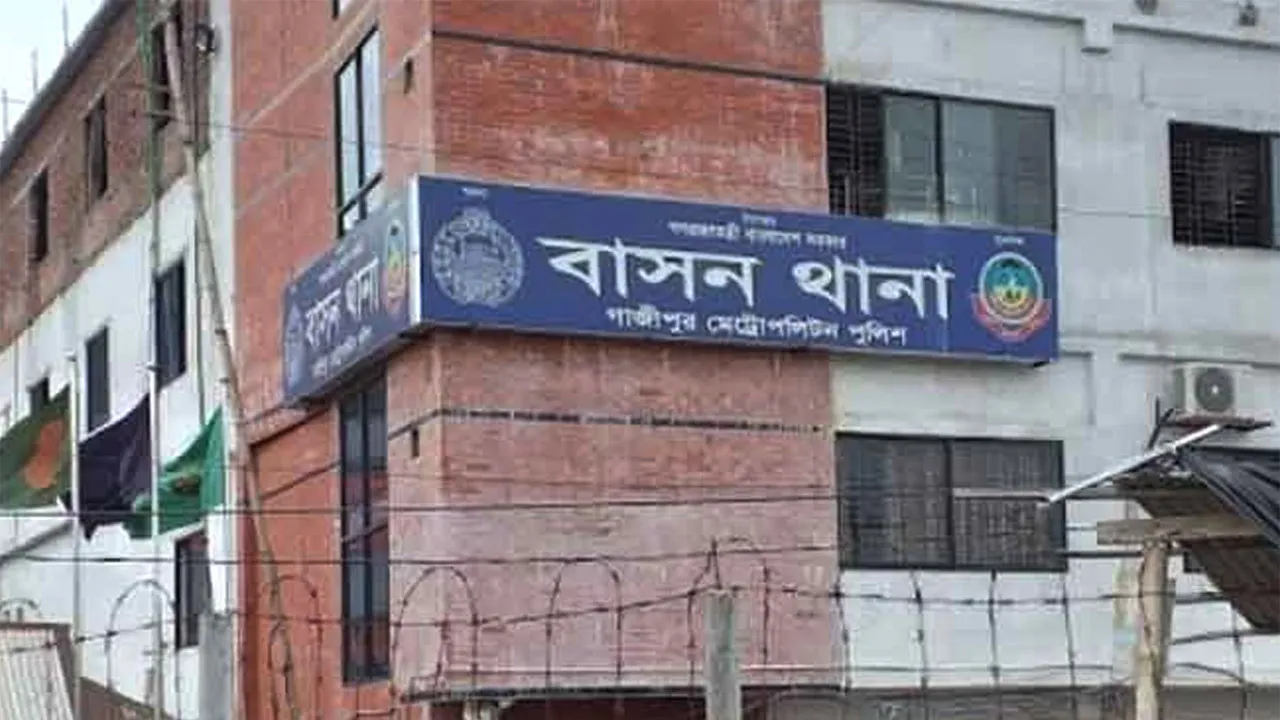 গাজীপুরে সেই পুলিশ কনস্টেবলের বিরুদ্ধে আদালতে মামলা