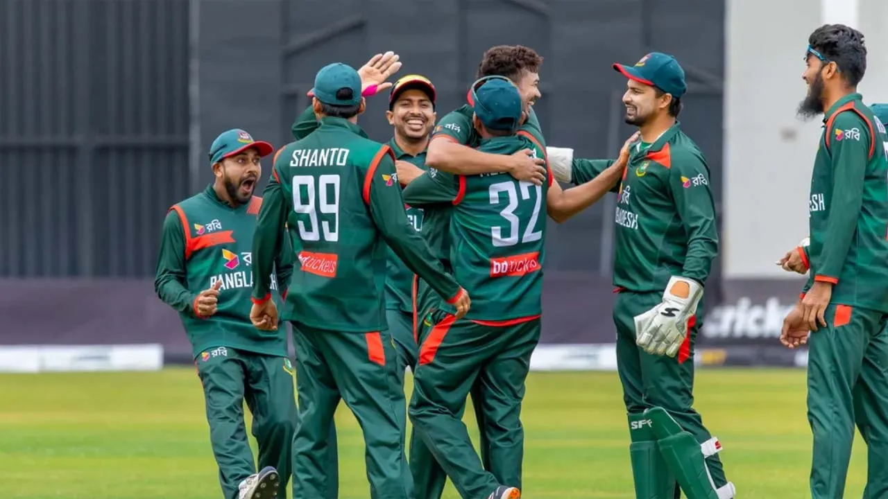 মন্থর গতির বোলিংয়ের দায়ে জরিমানার কবলে বাংলাদেশ