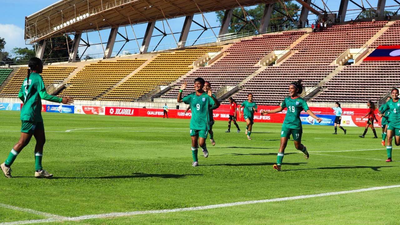 Bd Women Football