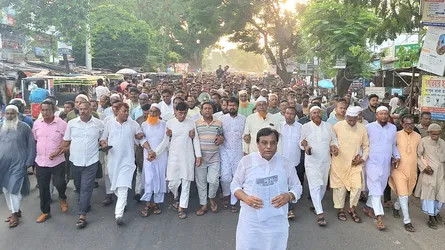 তারেক রহমানের ৩১ দফা বাস্তবায়নে যশোরে বিএনপির মিছিল
