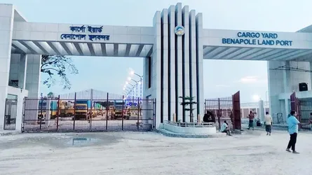 বেনাপোল বন্দরে আমদানি ও রফতানি বন্ধ