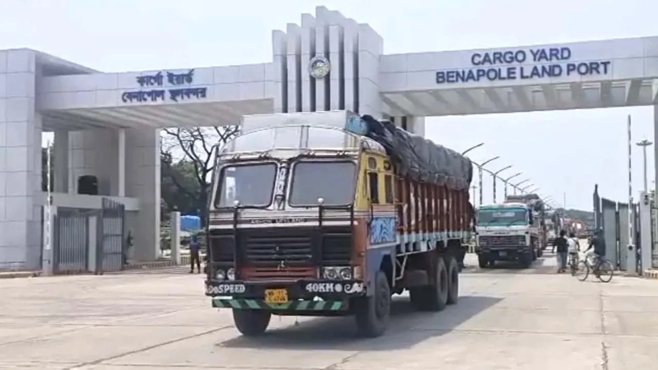 মঙ্গলবার বেনাপোল বন্দর দিয়ে আমদানি-রফতানি বন্ধ