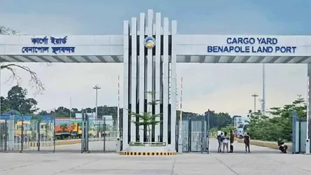 ভারতের স্বাধীনতা দিবসে বেনাপোল বন্দর দিয়ে আমদানি-রফতানি বন্ধ