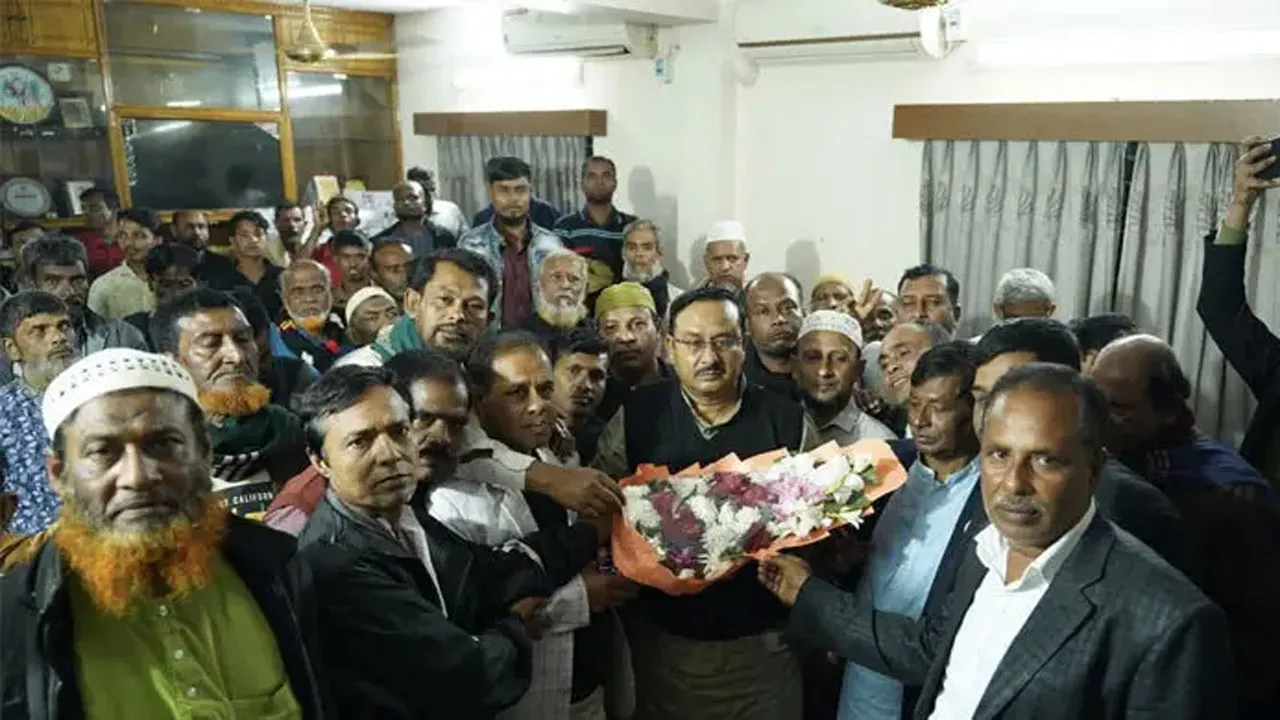 ময়মনসিংহে জাপার তিন শতাধিক নেতাকর্মীর বিএনপিতে যোগদান