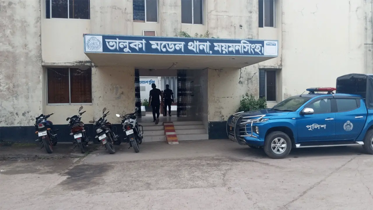 ভালুকায় বসতঘর থেকে ১ ব্যক্তির অর্ধগলিত লাশ উদ্ধার