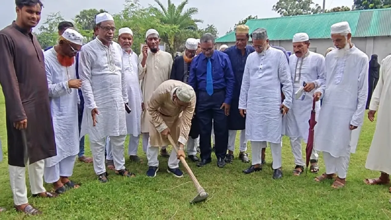 ভালুকা মহিলা কলেজের নতুন একাডেমিক ভবনের ভিত্তিপ্রস্তর স্থাপন